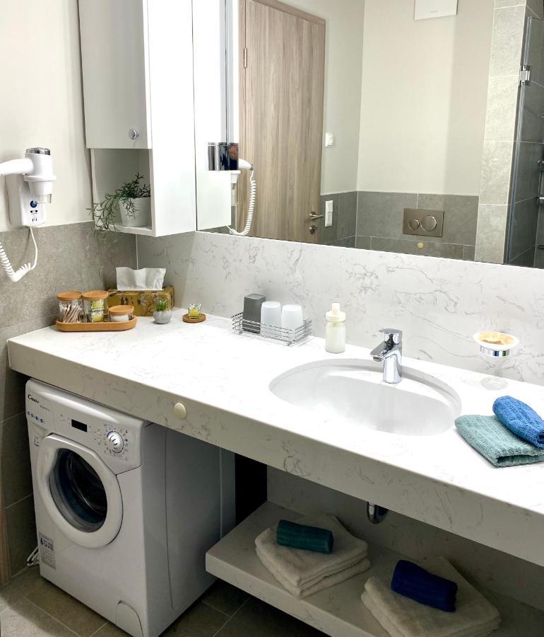 Atrium Apartman Heviz Mit Panoramaterrasse Und Tiefgarage מראה חיצוני תמונה
