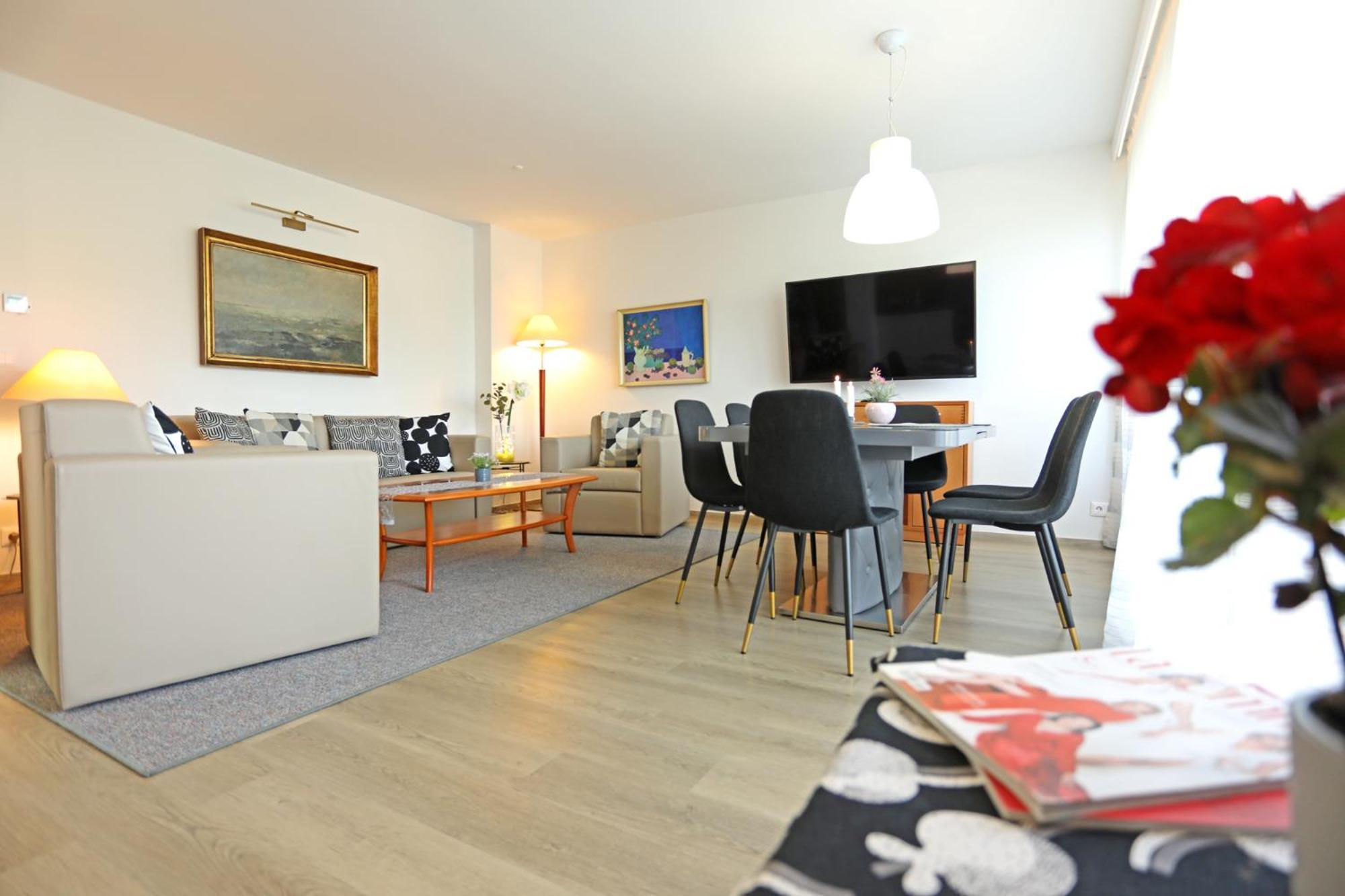 Atrium Apartman Heviz Mit Panoramaterrasse Und Tiefgarage מראה חיצוני תמונה
