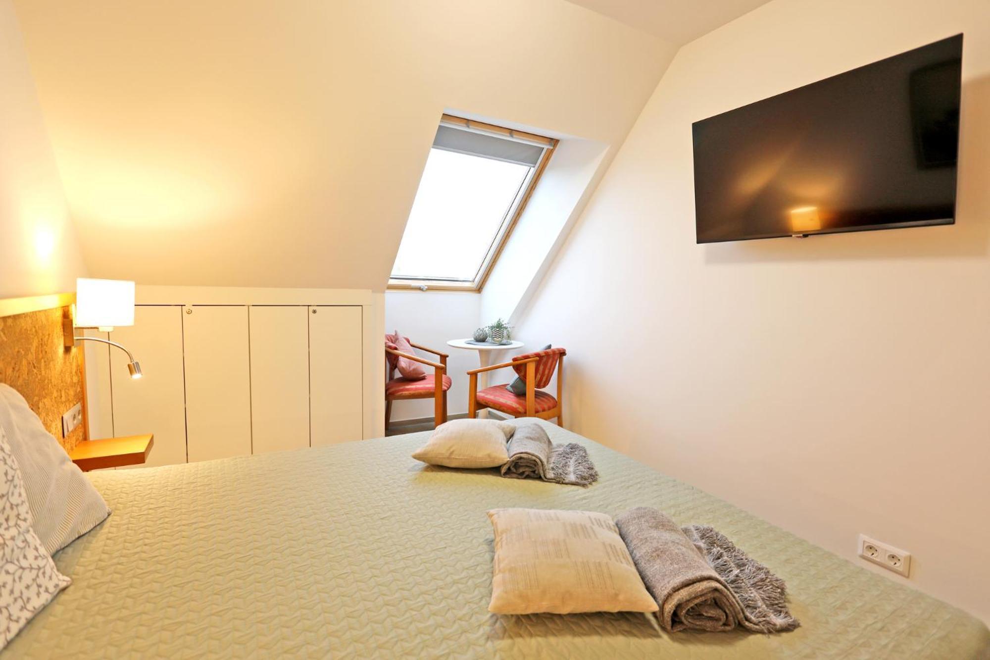 Atrium Apartman Heviz Mit Panoramaterrasse Und Tiefgarage מראה חיצוני תמונה
